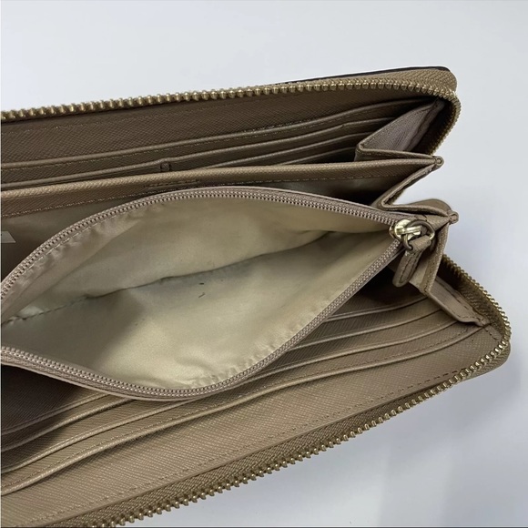 Coach Womens Wallet Zip Around Accordion Solid Beige Leather #0943 - Picture 4 of 15